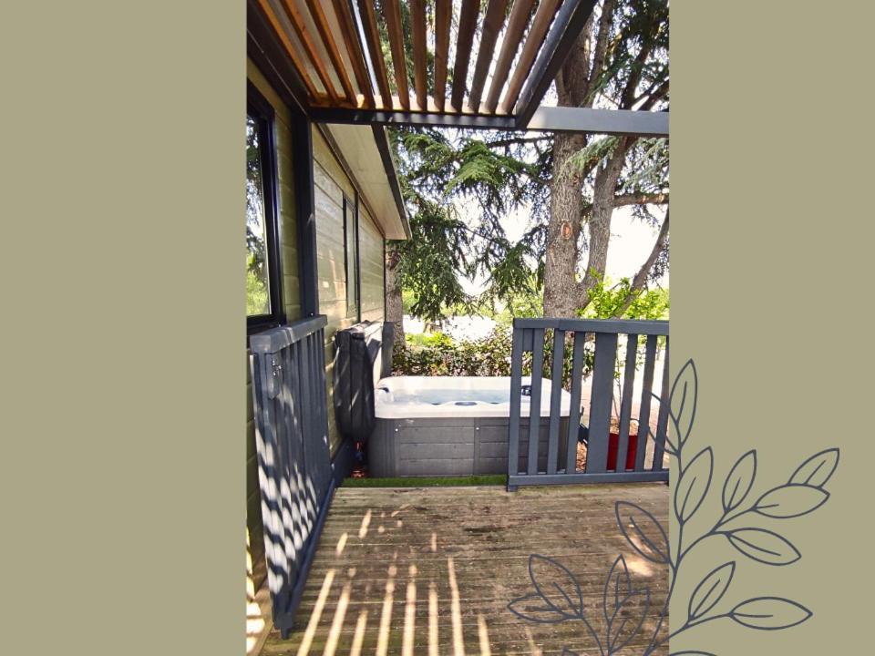 Hotel De Plein Air Le Chanset Ceyrat Phòng bức ảnh